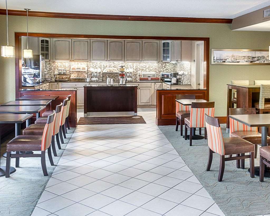 Comfort Inn Newport News - Hampton I-64 Restoran fotoğraf